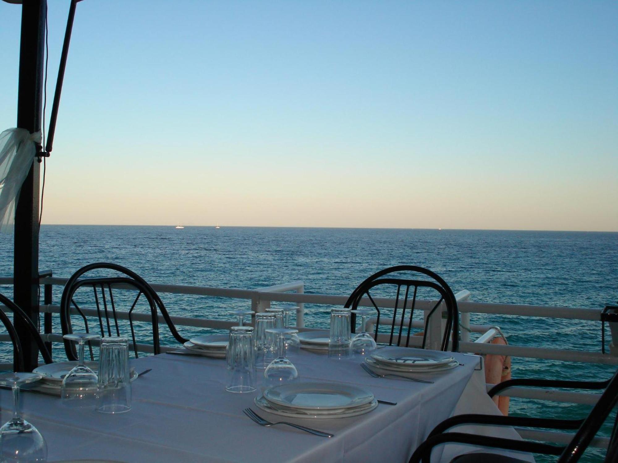 Panorama Hotel Agia Marina  Exterior photo